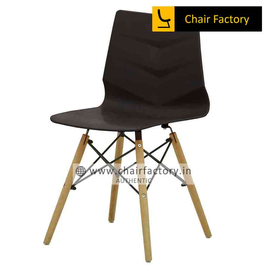 Preston Black Cafe Chair With Wooden Legs