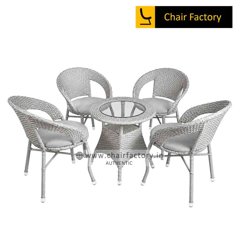  MOLDAZ OUTDOOR DINING SETS 