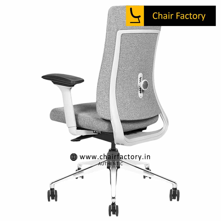 5435